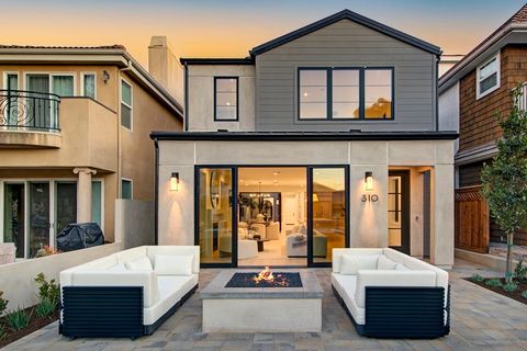 A home in Corona Del Mar