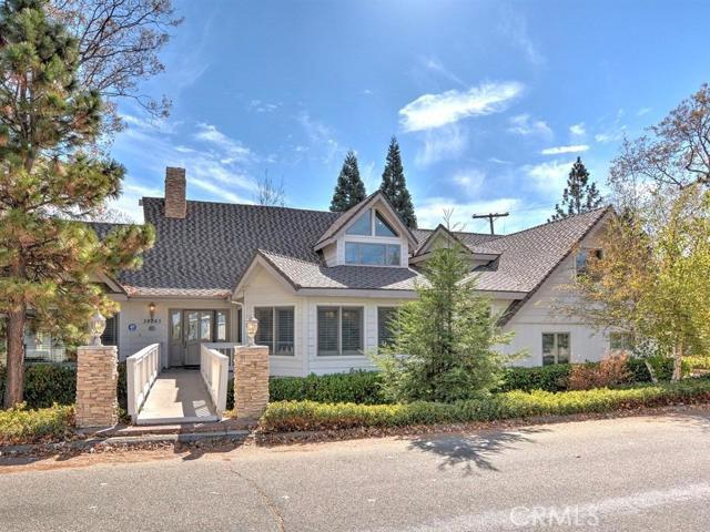 Sitting on a Level corner lot not too far from the Tavern Bay Beach Club. Oversized kitchen with gorgeous slab granite opens to an extra large dining room area. Perfect for entertaining on a grand scale! A total of three bedrooms with a family room (or 4th bedroom). Two master suites upstairs. One bedroom and scrumptious large remodeled bathroom on the main level. Much desired 4 car garage and an expansive level back yard that is fenced. Could come mostly furnished and sellers will provide their history and contact list of previous renters upon request.