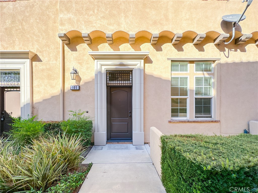 ,The Cove at Dos Lagos - Residential