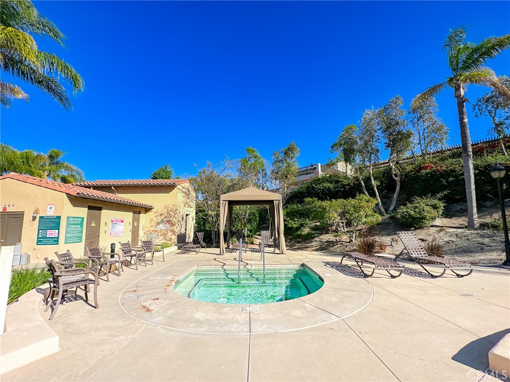 ,The Cove at Dos Lagos - Residential