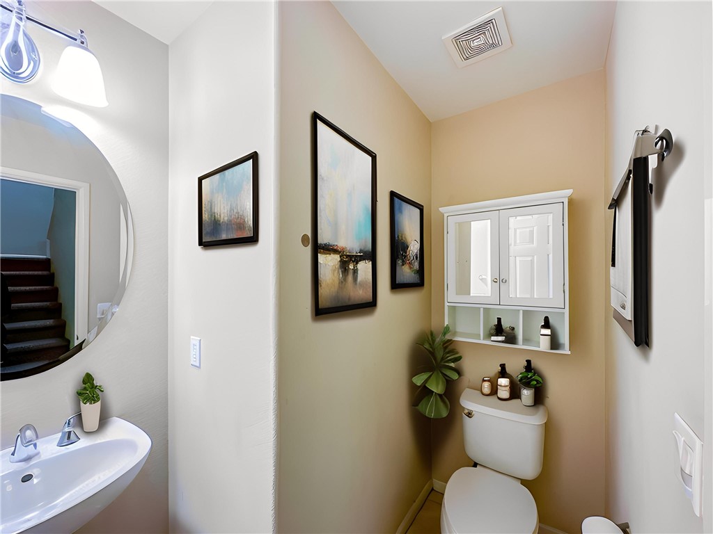 ,The Cove at Dos Lagos - Residential