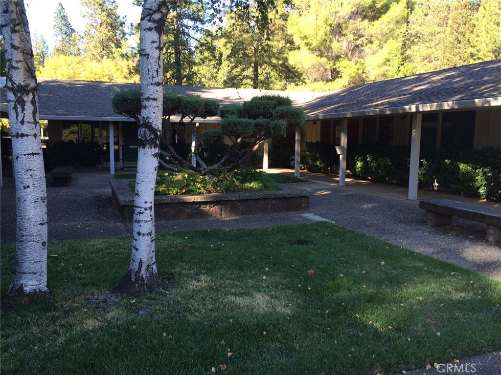 Four office, two with sinks, one with private bath, one public restroom, lab/storage room. Large built in reception and waiting room.
