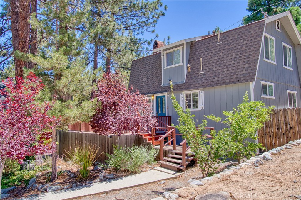 View Wrightwood, CA 92397 house