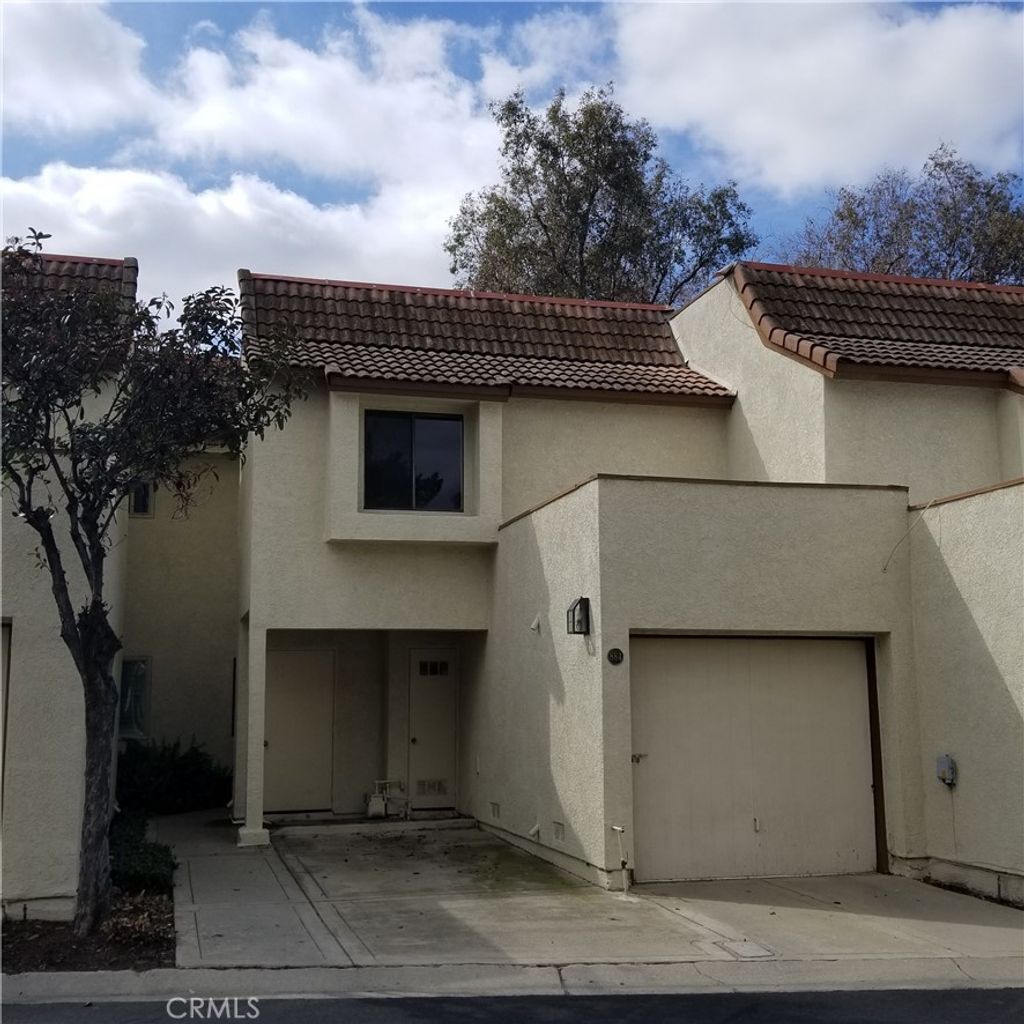 listing image 130725348540576762134