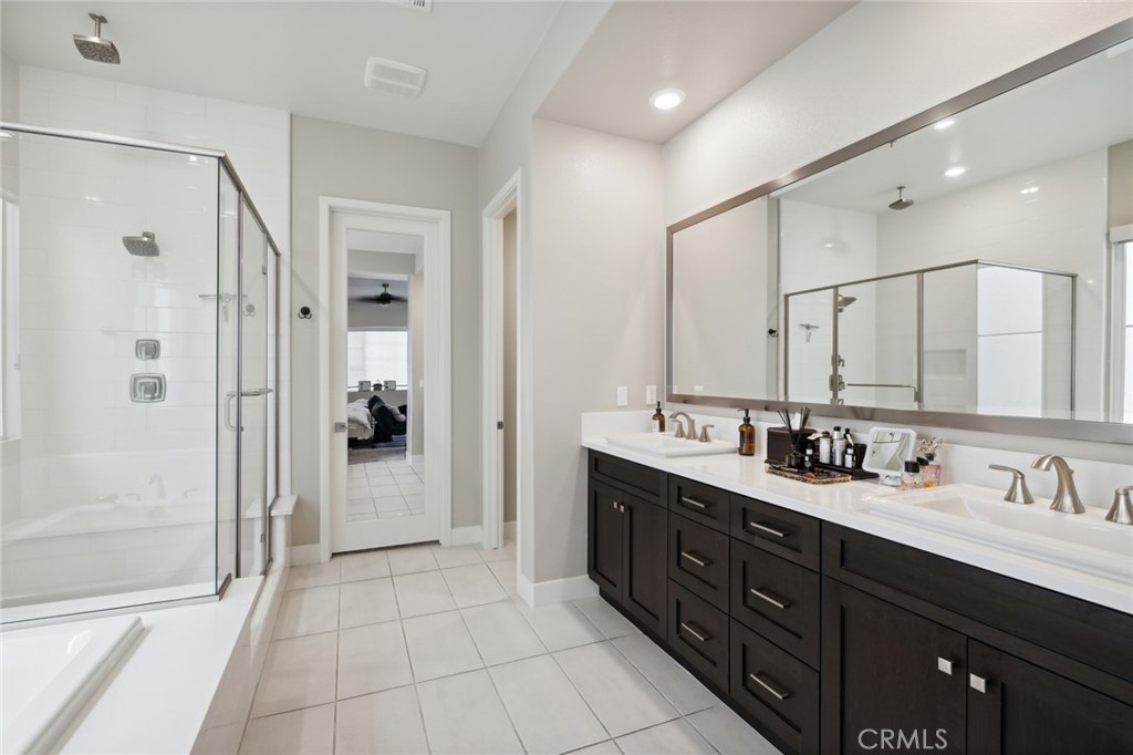 ,Encore at Cadence Park - Residential Lease