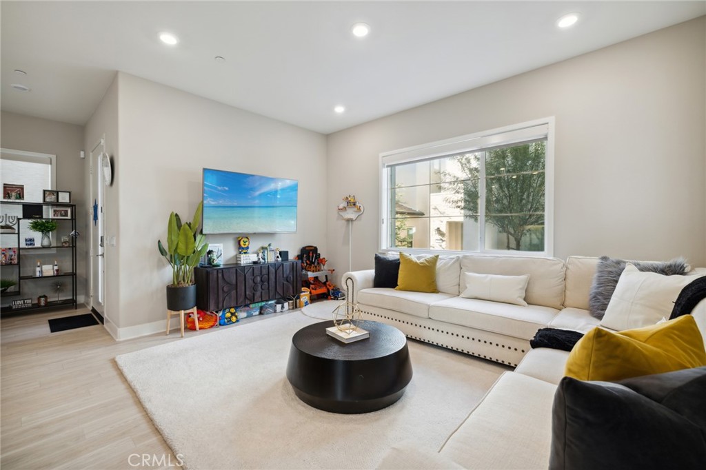 ,Encore at Cadence Park - Residential Lease