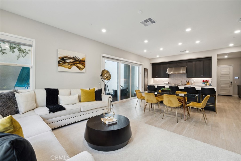 ,Encore at Cadence Park - Residential Lease