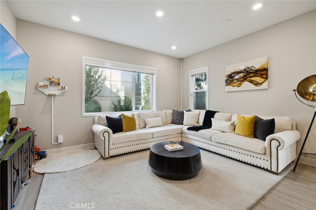 ,Encore at Cadence Park - Residential Lease