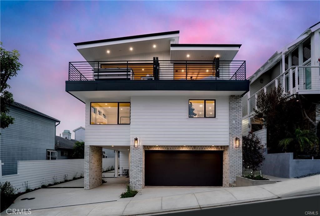 listing image 130726576854264841129