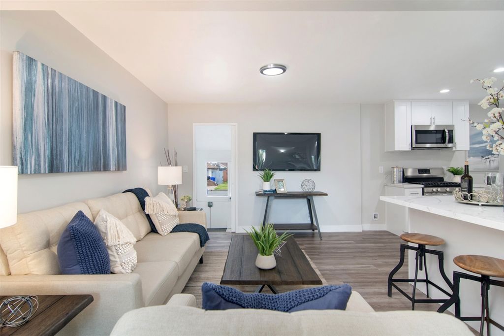 listing image 130722120756991304142