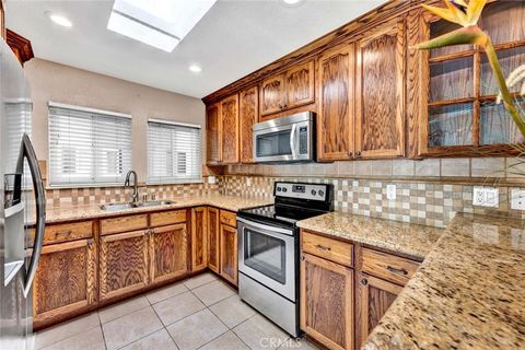 2249 Via Mariposa E N Laguna Woods CA 92637