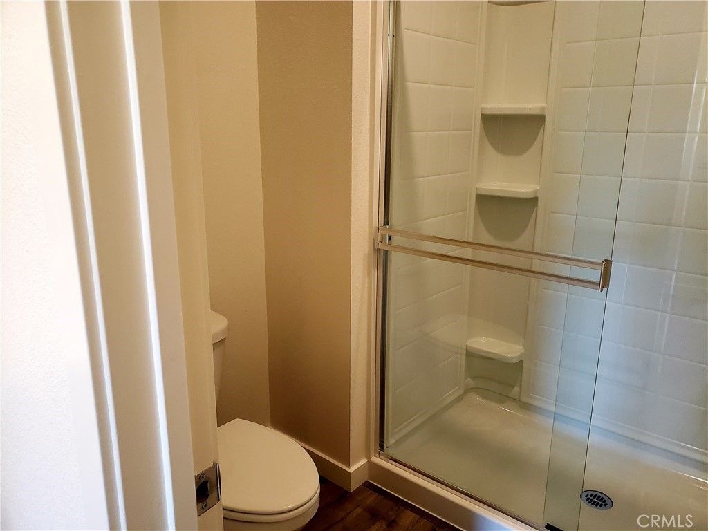listing image 130722605000966185516