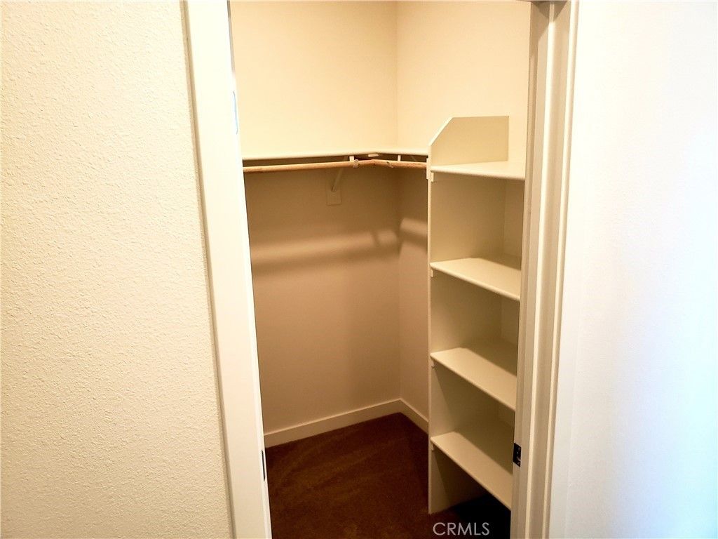 listing image 130725328316520967620