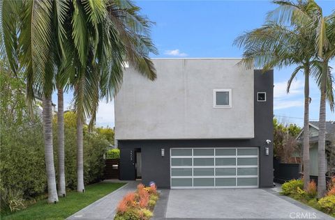 A home in Manhattan Beach