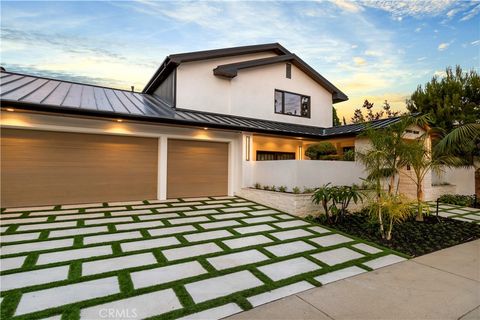 A home in Corona Del Mar