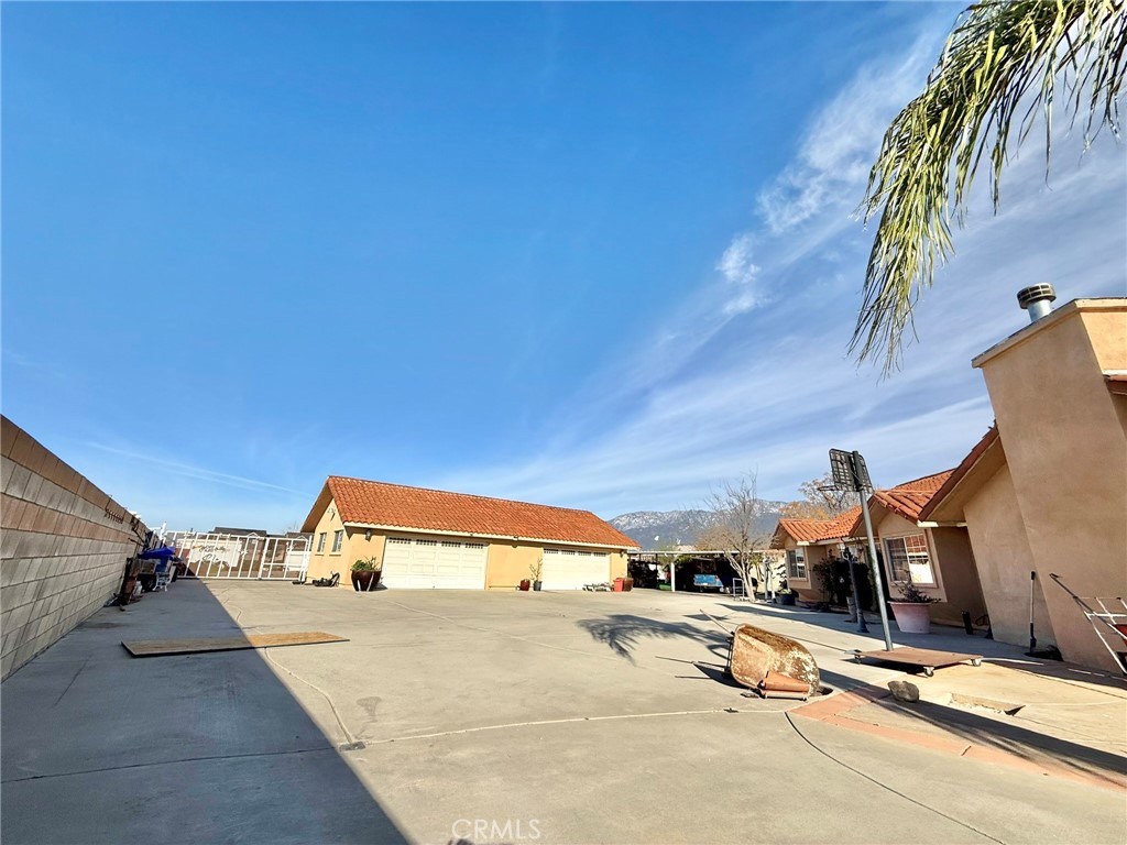 8410 Mulberry Avenue