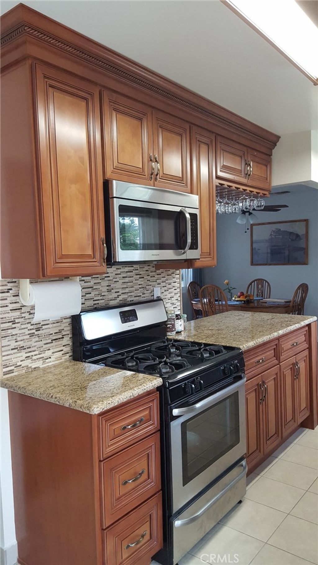 listing image 130727405799960053494