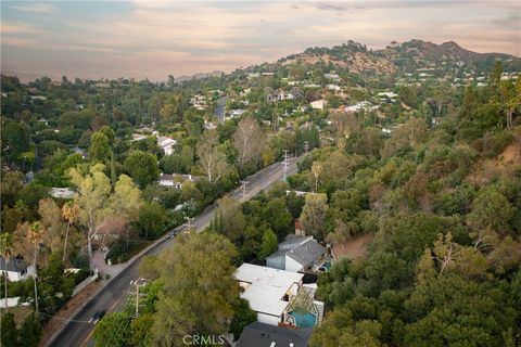 A home in Studio City