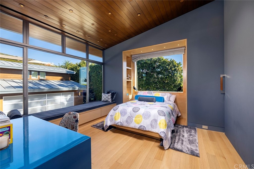 Irvine Cove (IC) - Residential