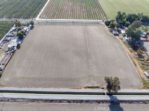 A home in Hilmar