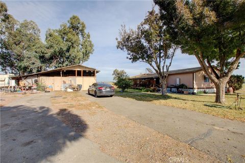 A home in Hilmar