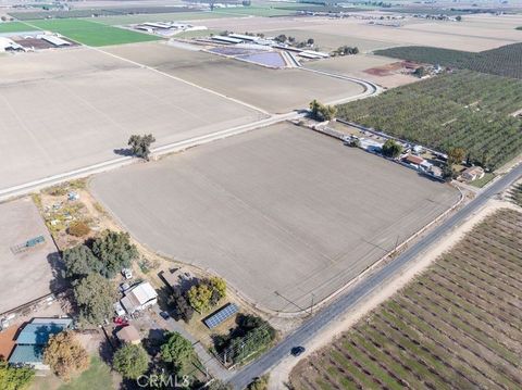 A home in Hilmar