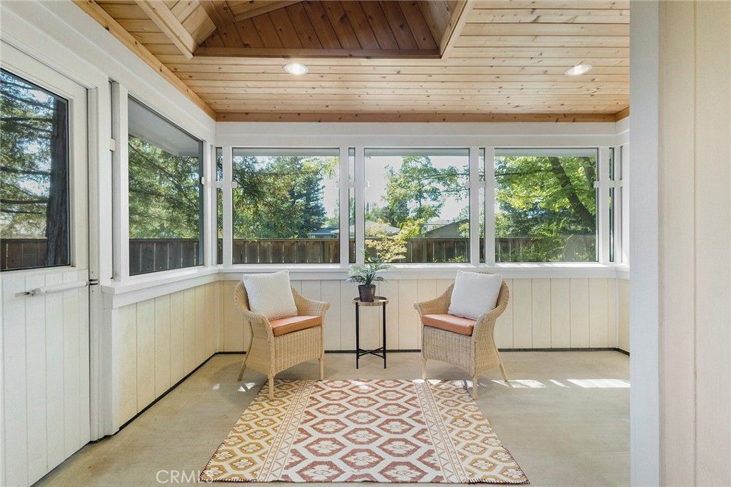 listing image 130726913392994439727