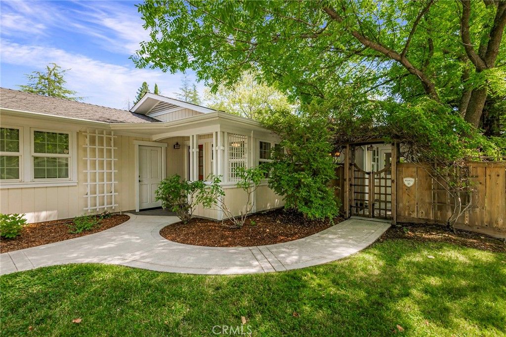 listing image 130729211396771021108