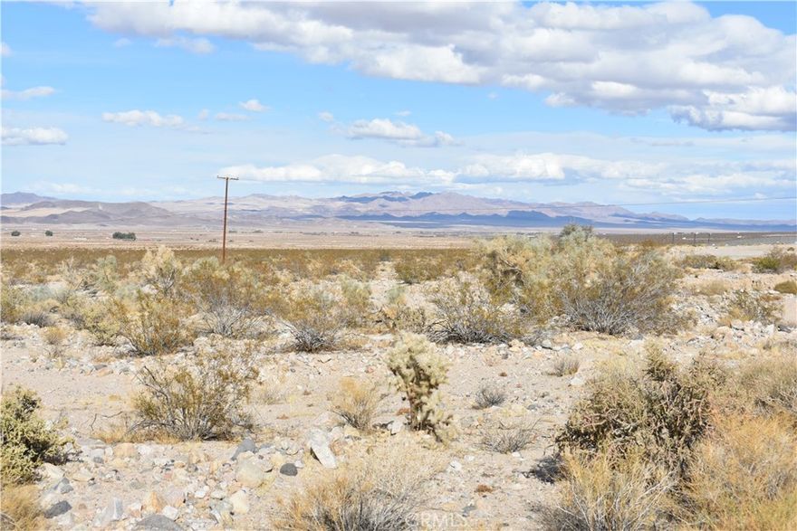 Sun, sky and sand! These two lots are a desert lovers dream, use GPS Coords 34.453596 N, -117.047126 W to view these lots.