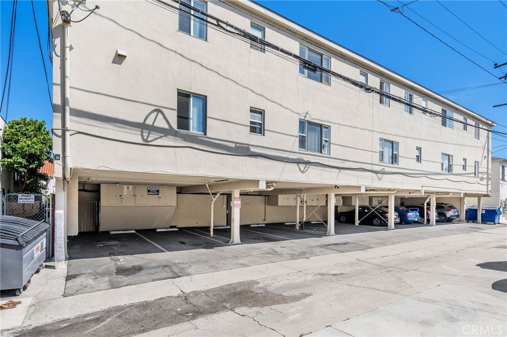 125 Ximeno Avenue 1