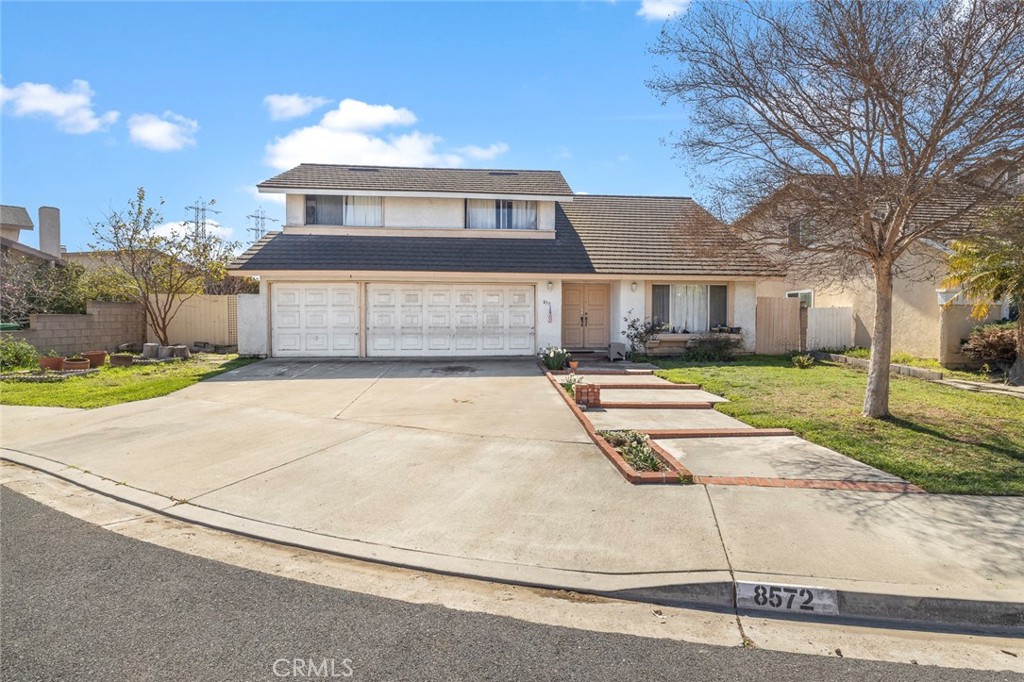 8572 Fairmont Circle