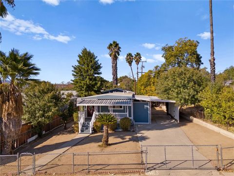 A home in Lake Elsinore