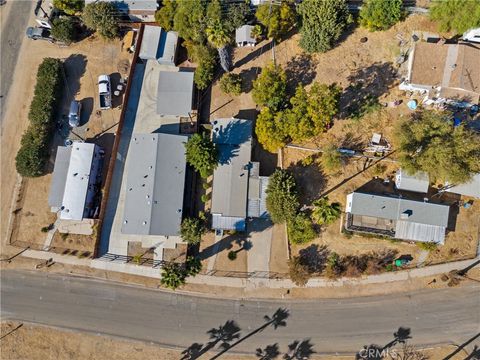 A home in Lake Elsinore