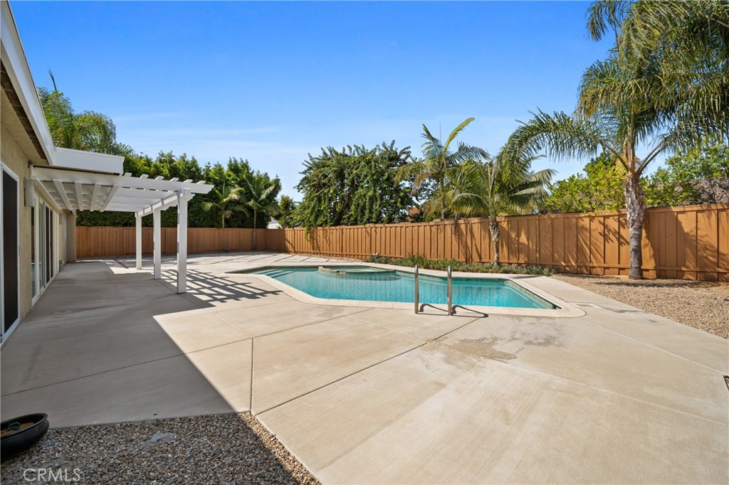 1609 Anita Lane