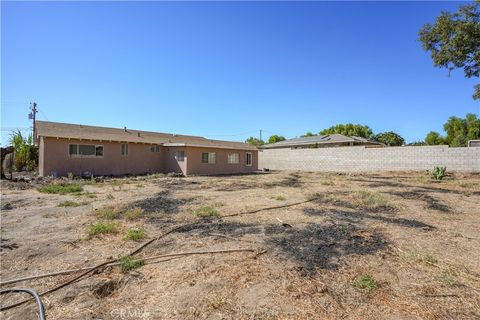 A home in Perris