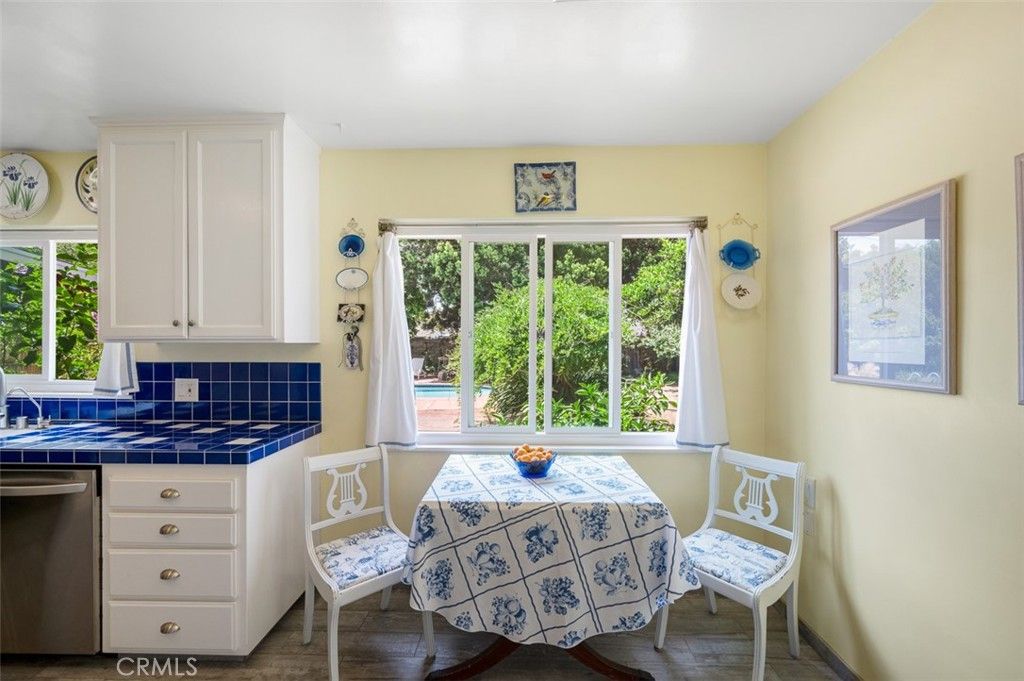 listing image 130724028684640813454