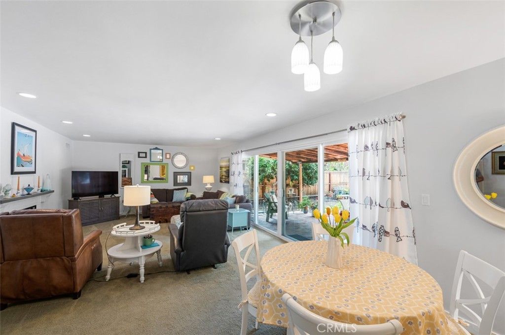 listing image 130729594272881512028