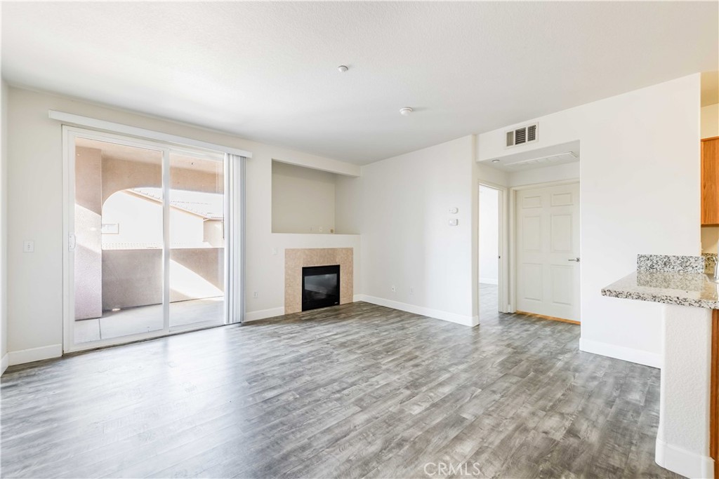 41410 Juniper Street 2622