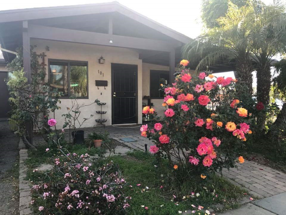 Along with the 827sf there is an Extra 800sf of home not included in square footage. Very Exciting and charming 2B/1B Home in the heart of Escondido, centrally located close to schools and shopping centers. Perfect for first time home buyer. 1.5 year ago home owner did a complete new reroof on the entire building, garage and carport. New Kitchen. Neighborhoods: Escondido Equipment: Dryer, Washer Other Fees: 0 Sewer: Public Sewer Topography: LL
