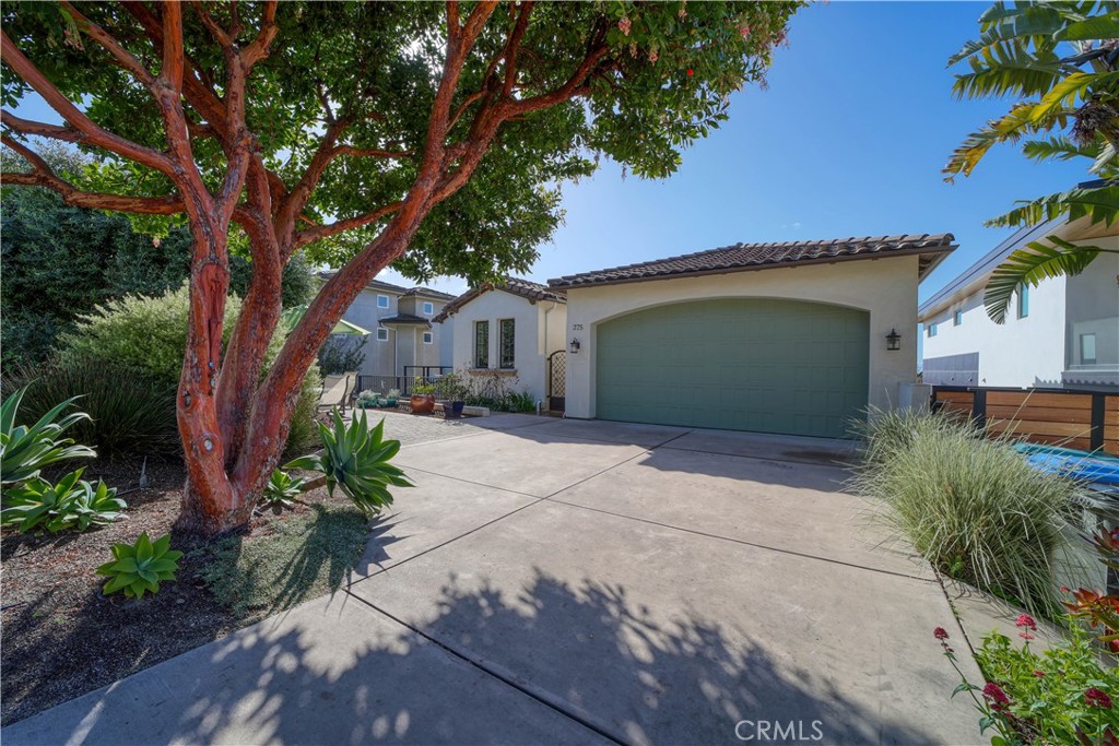375 El Portal Drive