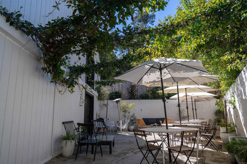 838 E Mission Road