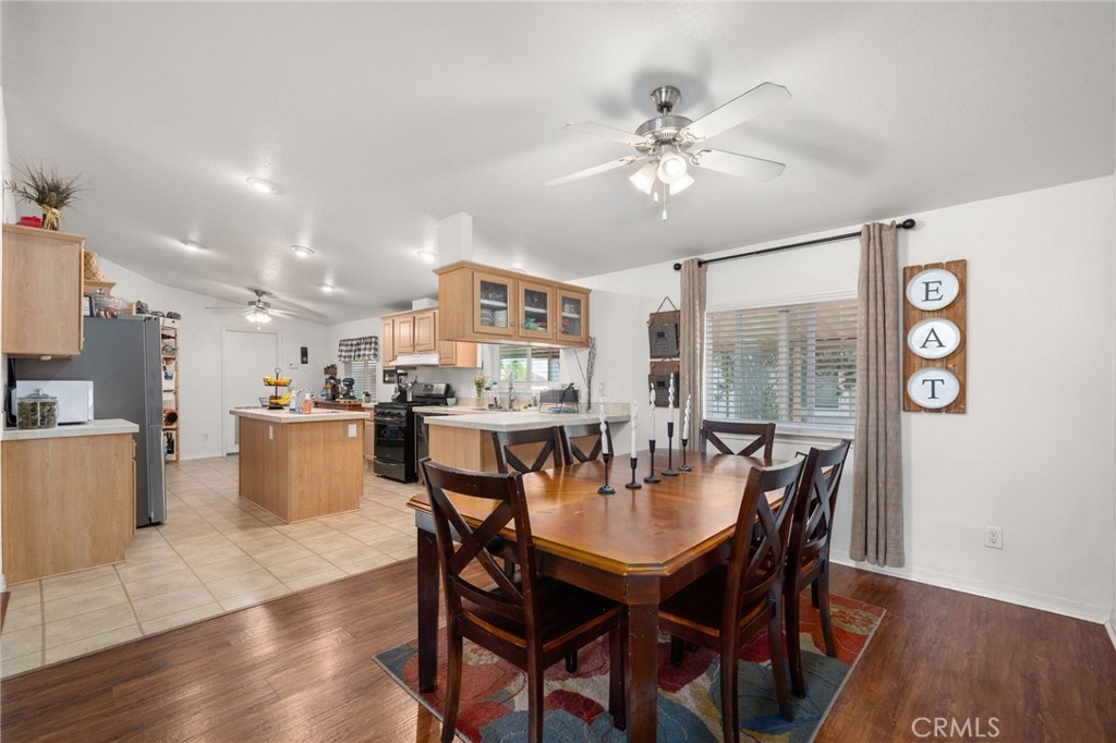 4361 Mission Boulevard 93