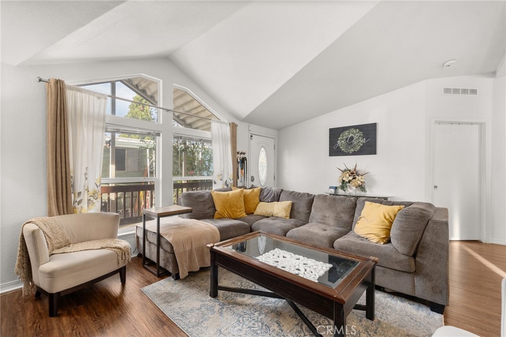 4361 Mission Boulevard 93