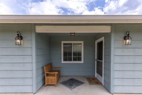 A home in Mariposa