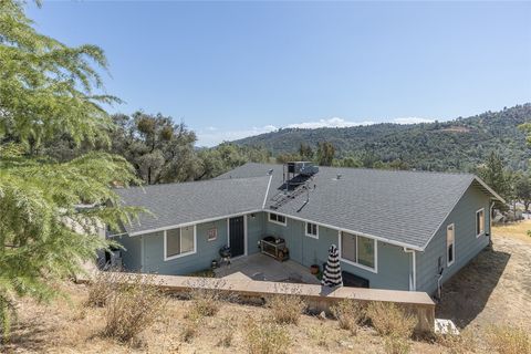 A home in Mariposa