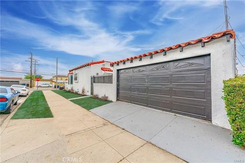 A home in Inglewood