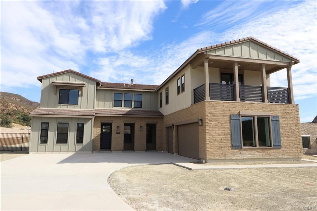 18492 Boulder Bluff