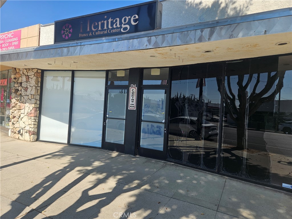 Discover a unique investment opportunity at 17541-17545 Chatsworth St, located in the heart of Granada Hills. This retail space boasts excellent visibility and foot traffic, making it an ideal location for various businesses. With a total area of 5025sq ft, this versatile property can accommodate a wide range of retail or service-oriented ventures. Situated on a busy thoroughfare, this property benefits from high visibility and easy access to major thoroughfares, attracting a diverse clientele. Enjoy the convenience of dedicated parking spaces, ensuring accessibility for both customers and staff. The interior offers a spacious, adaptable layout that can be customized to meet your business needs, whether you're looking to create an inviting storefront or a functional workspace. Surrounded by various retail shops, restaurants, and residential neighborhoods, Don’t miss this opportunity to secure a prime retail space in one of LA’s desirable neighborhoods. Whether you're an investor or a business owner looking to expand, 17541-17545 Chatsworth St is ready to help you thrive. Contact us today for more information and to schedule a viewing!