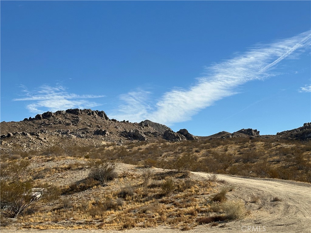 0 E Outer Highway 15