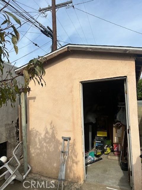 A home in Compton